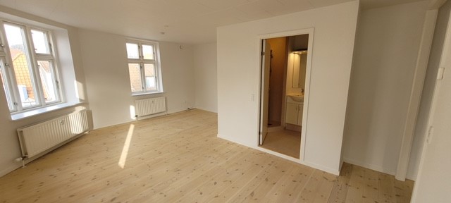 2-room apartment in Fredericia image 2